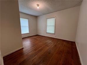 Photo 10 of 20