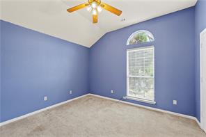 Photo 11 of 29